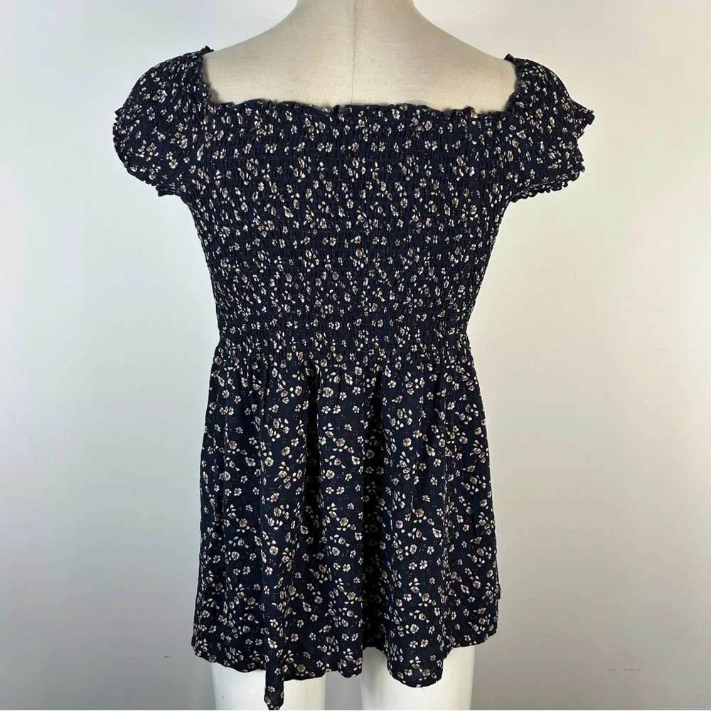 Brandy Melville Navy Floral Blouse XS-S - Picture 3 of 10